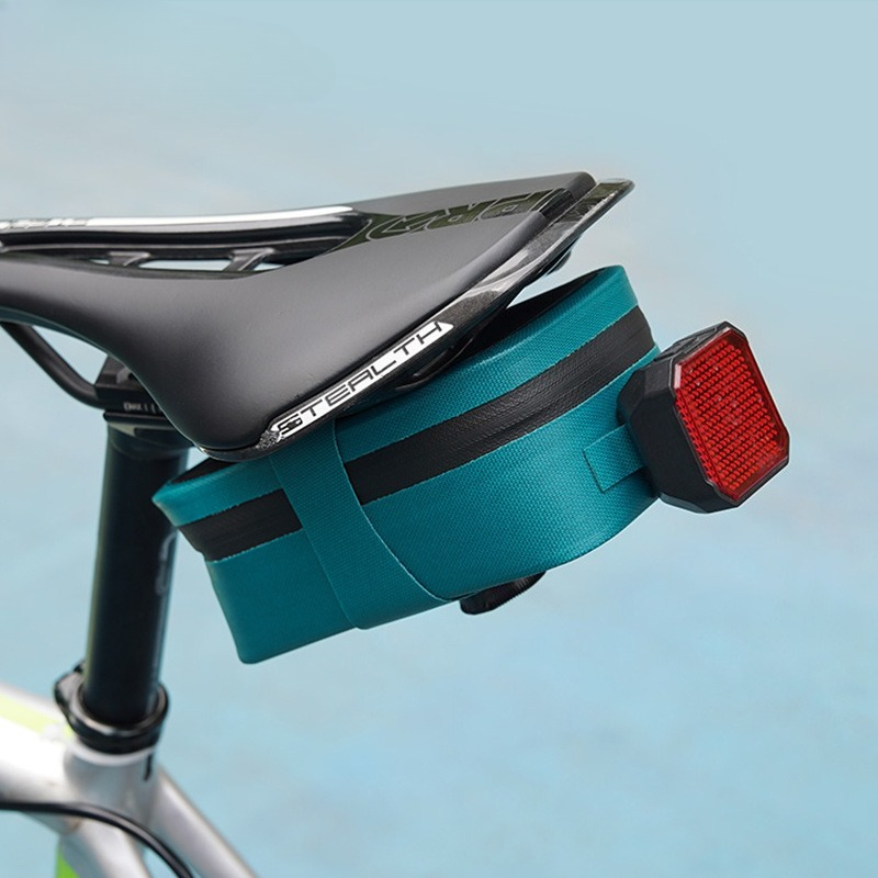 自転車用サドルバッグ 0.6L ミニ ポータブル テールバッ - Tech Accessories Bag のレビューと価格