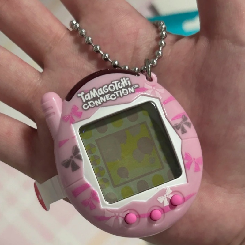 バンダイ たまごっち コネクションV3 電子ペット（リンク版 - Kawaii Tech Accessories のレビューと価格